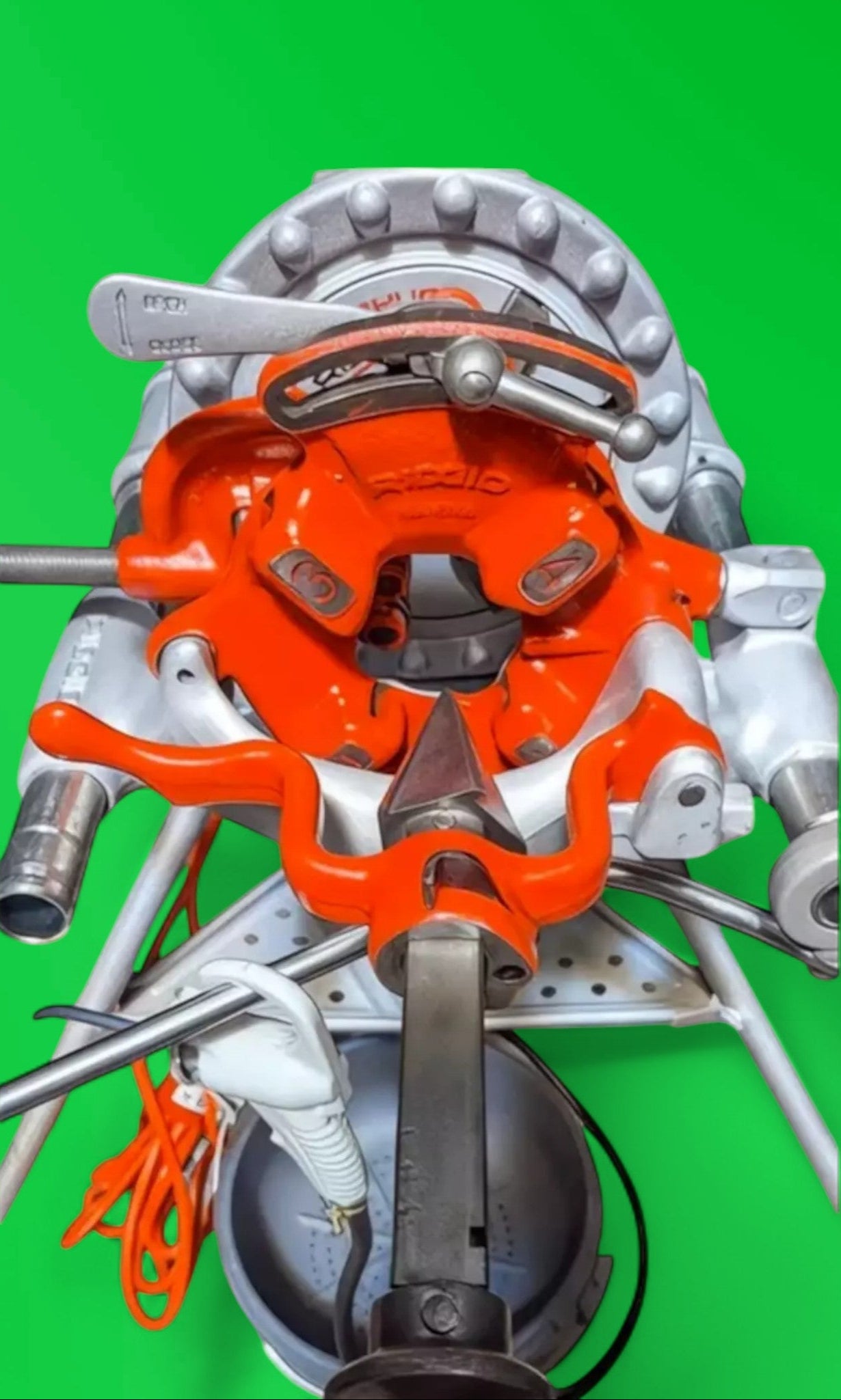 RIDGID 300 PIPE THREADING MACHINE COMPLETE (38 RPM)