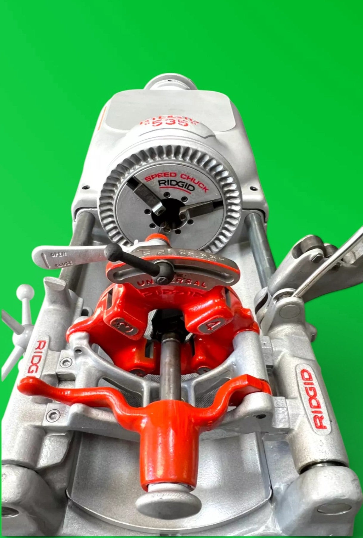 RIDGID 535 V1 PIPE THREADER, COMPLETE WITH STAND.