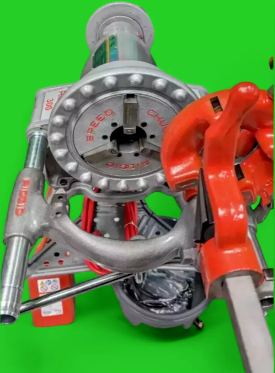 RIDGID 300 PIPE THREADING MACHINE COMPLETE (38 RPM)