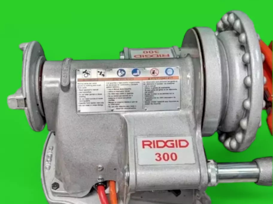 RIDGID 300 PIPE THREADING MACHINE COMPLETE (38 RPM)