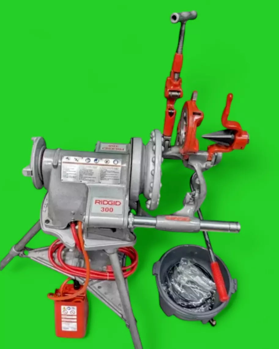 RIDGID 300 PIPE THREADING MACHINE COMPLETE (38 RPM)